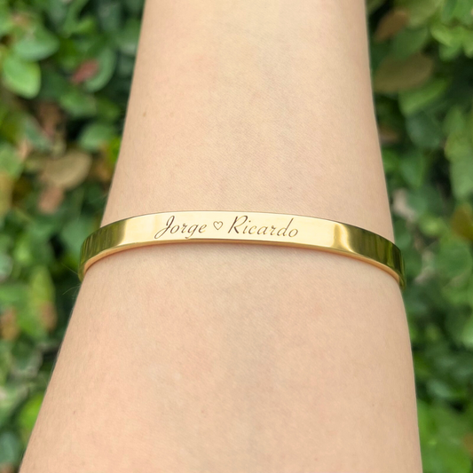 Brazalete Dorado Ajustable