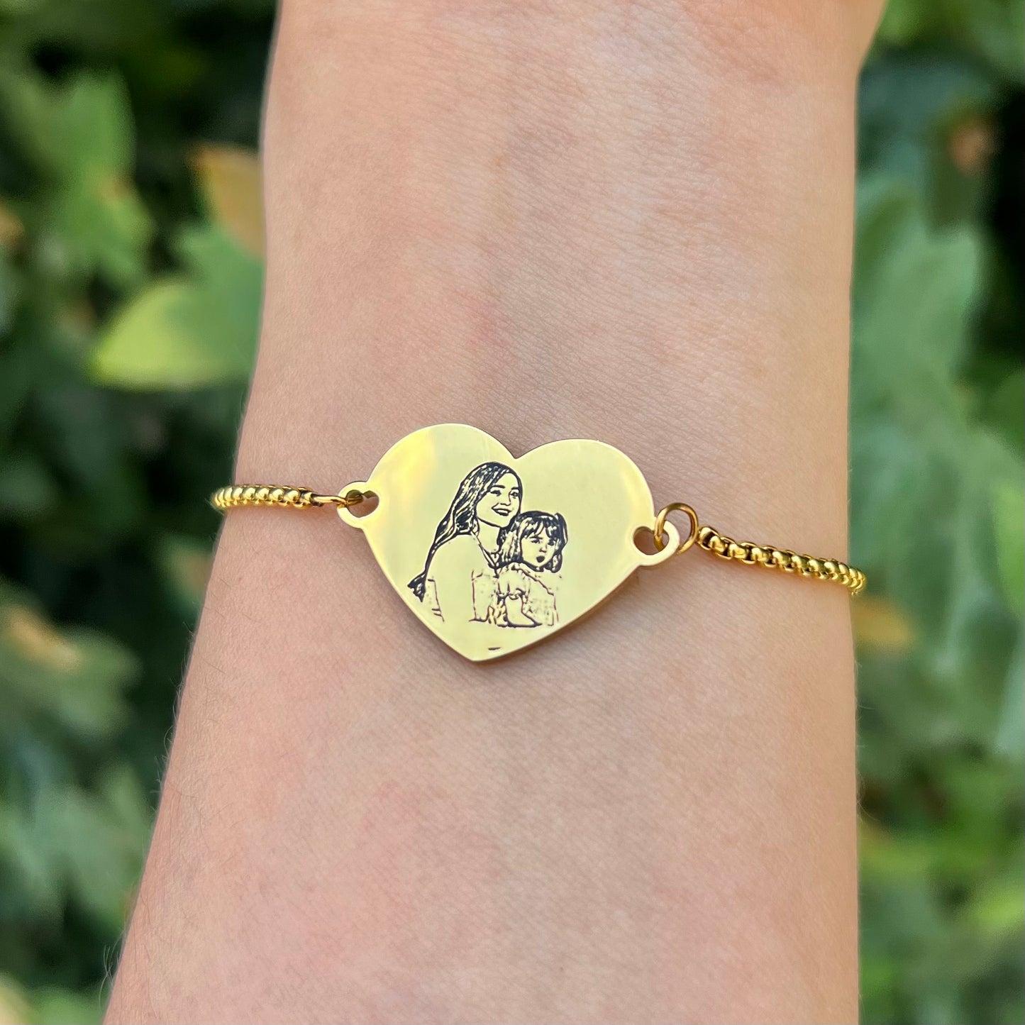 Brazalete Corazón Dorado Ajustable